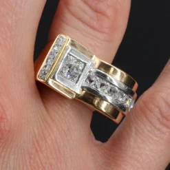 Bague tank diamants asymétrique