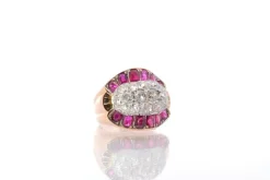 Bague tank diamants et rubis calibrés