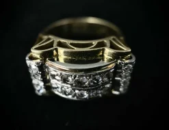 Bague Tank d'époque 1940/50 deux ors diamants