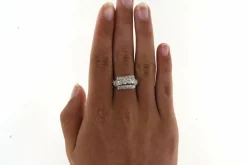 Bague Tank en Or gris et diamants