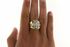 Bague Tank en Or jaune, diamants