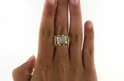 Bague Tank en Or jaune, diamant