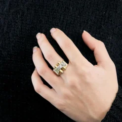 Bague Tank en or jaune et diamants