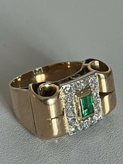Bague Tank Or Jaune Platine Emeraude Diamants