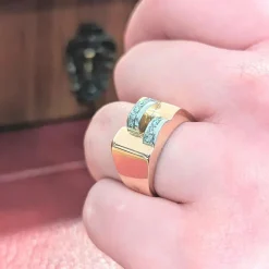 Bague Tank or rose et diamants