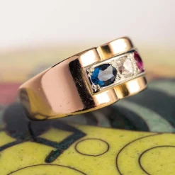 Bague Tank patriotique Saphir Diamant Rubis