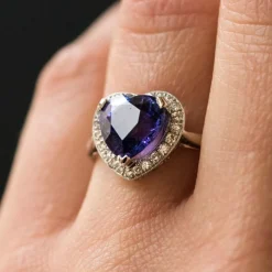 Bague Tanzanite coeur et Diamants