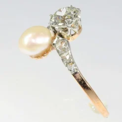 Bague Toi & Moi diamants et perle