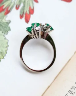 Bague Toi & Moi en Or blanc Emeraudes et Diamants