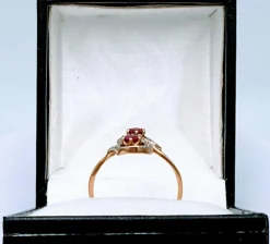 Bague toi et moi ancienne en or jaune 18K sertie de rubis et diamant