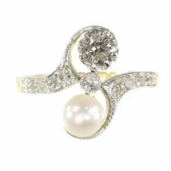 Bague toi et moi, diamant et perle