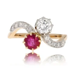 Bague toi et moi diamants et rubis