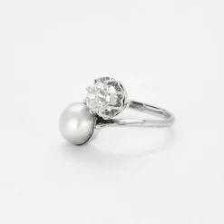Bague Toi et Moi en or blanc diamant perle