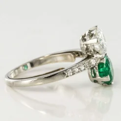 Bague toi et moi émeraude et diamants