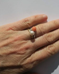 Bague Toi et Moi vintage or blanc perle corail