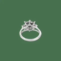 BAGUE ÉTOILE, OR BLANC ET DIAMANTS.