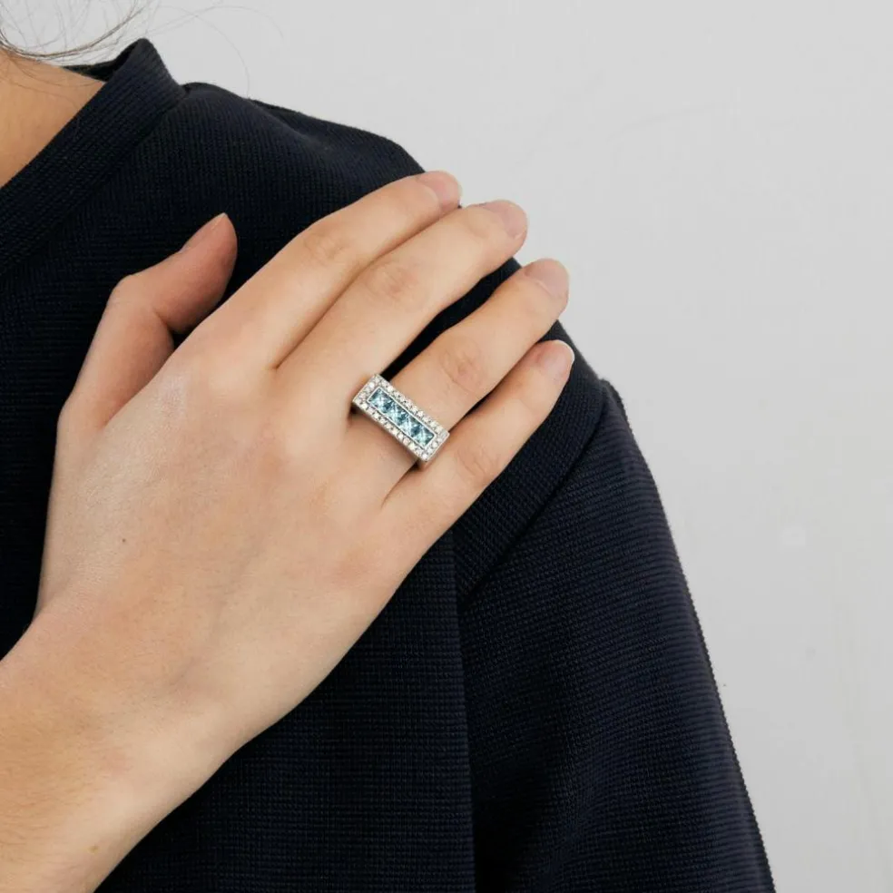 Bague topazes bleues