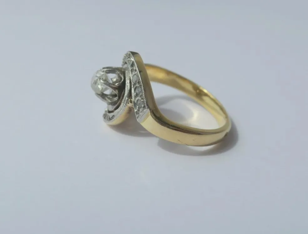 Bague Tourbillon diamants