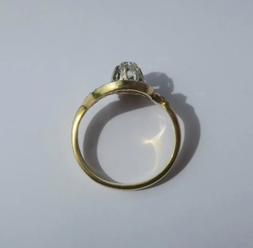 Bague Tourbillon diamants