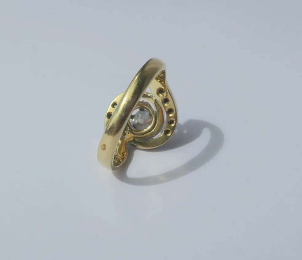 Bague Tourbillon diamants