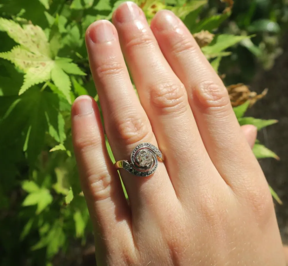 Bague Tourbillon diamants