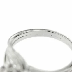 Bague tourbillon diamants