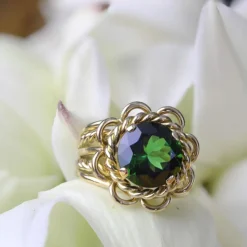 Bague tourmaline cordes d'or