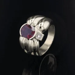 Bague tourmaline et diamants polylobée