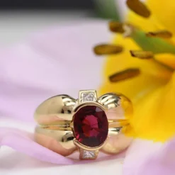 Bague tourmaline et diamants polylobée
