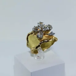 Bague trèfle diamants