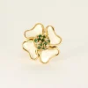 Bague trèfle en or jaune avec nacre, diamants et émeraudes