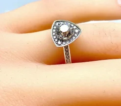 Bague Triangle diamant 1,10 carat