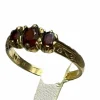 Bague "trilogie" anglaise avec grenats pyropes