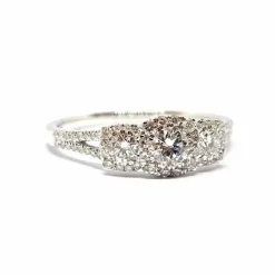 Bague trilogie diamants or blanc