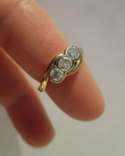 Bague trilogie diamants or bicolore