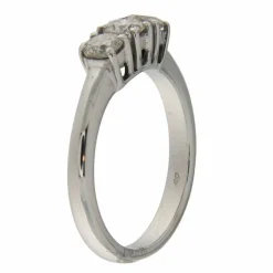 Bague trilogie en or blanc avec diamants de 0,63 ct