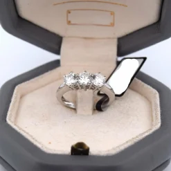 Bague TRILOGIE en or blanc
