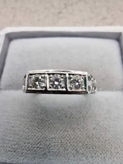 Bague Trilogie en Platine et Diamants Années 50
