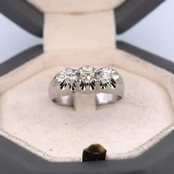 Bague trilogie or blanc et diamants