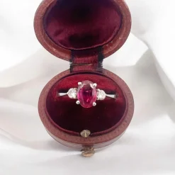 Bague Trilogie Or et Platine Rubis et Diamants