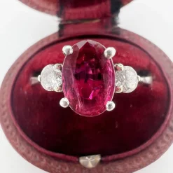 Bague Trilogie Or et Platine Rubis et Diamants