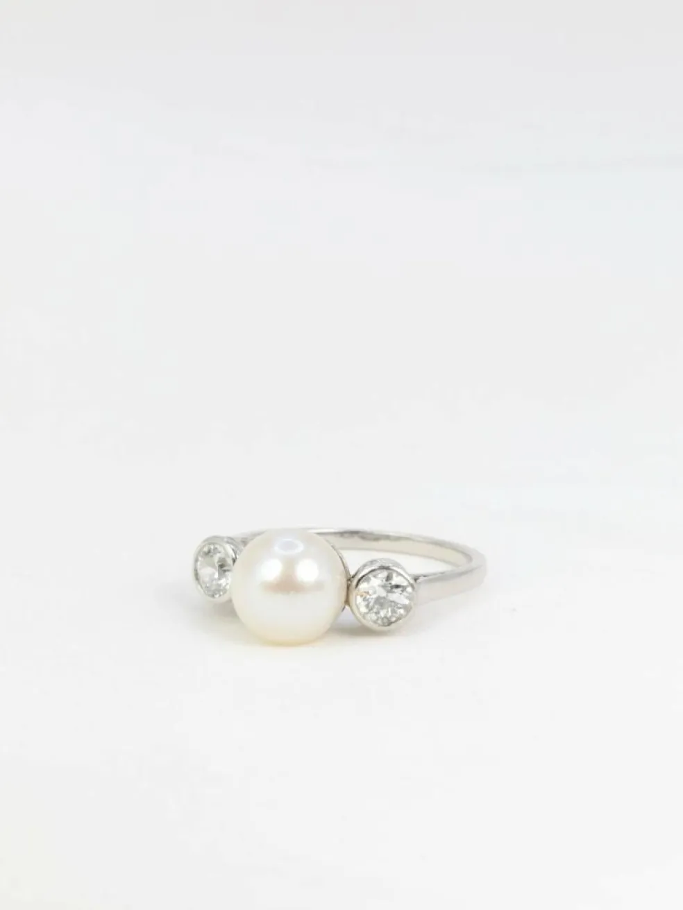 Bague Trilogie Platine, Perle et Diamants