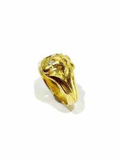 Bague tête de lion en or