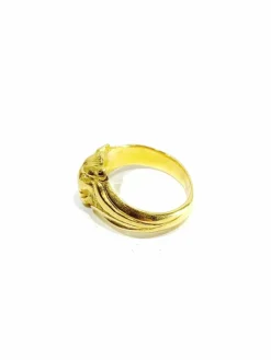 Bague tête de lion en or