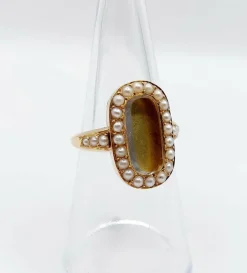 Bague victorienne à secret or jaune reliquaire ornée de perles (circa 1880) bague poison