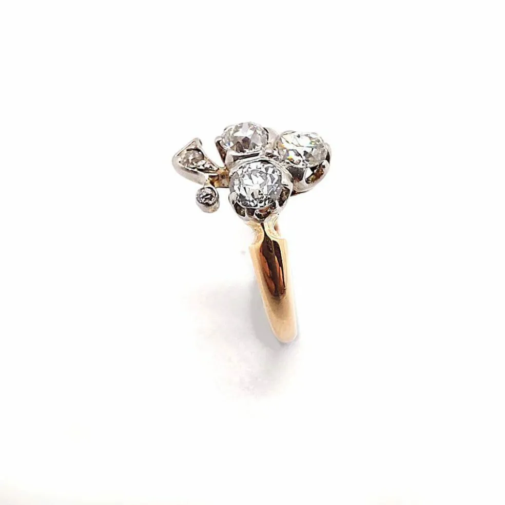 Bague victorienne « trèfle », diamants, or rose et platine