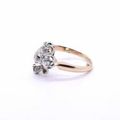 Bague victorienne « trèfle », diamants, or rose et platine