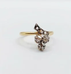 Bague victorienne or, trèfle et diamant taille roses (circa 1880)