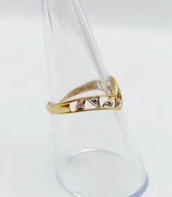 Bague vintage à chevron or jaune, petits diamants