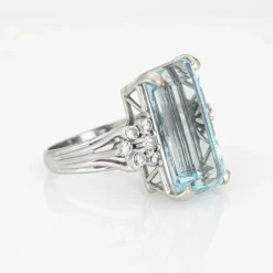 Bague vintage avec diamant aigue-marine 11 carats